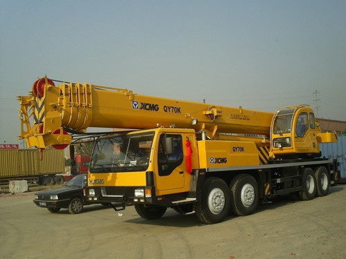 徐工70T_江西吊車_贛州吊車_于都吊車_贛州足力吊車租賃