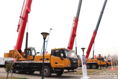 三一起重機(jī)攜7款明星產(chǎn)品亮相中國&middot;長垣國際起重裝備博覽交易會